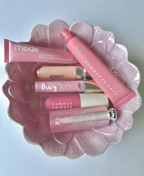 Lipgloss Aesthetic, Dream Skincare, Best Lip Gloss, Makeup Books, Amazon Beauty, Sephora Skin Care, Pink Lifestyle, Lip Gloss Collection, Fancy Makeup