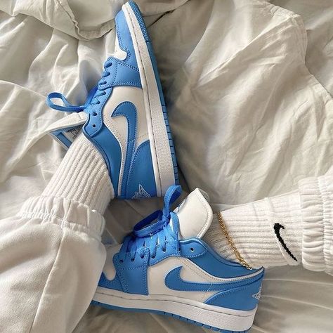 Air Jordan 1 Low UNC Blue White fashion shoes sneakers for women and men. Unc Blue Jordan 1, Blue Jordan 1 Low, Jordan Azul, Nikes Jordans, Unc Jordan 1, Jordan Unc, Air Jordan 1 Unc, Nike Tenis, Jordan 1 Unc