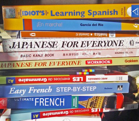 Learning Portuguese, Japanese English, Learning Languages Tips, Learn Languages, French Language Lessons, Learn Portuguese, I Am Learning, Life Vision Board, Foreign Language Learning