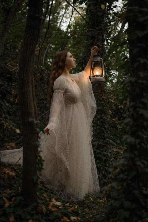 Fantasy Dress Photoshoot, White Witch Photoshoot, Witchy Forest Photoshoot, Dark Ethereal Photography, Woodland Fairy Photoshoot, Fae Photoshoot, Mystical Photoshoot, Erin Aesthetic, Woodsy Photoshoot