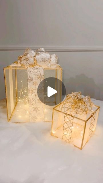 640K views · 39K likes | Kendra Davis on Instagram: "🎁 DIY Light Up Gift Boxes🎁  Hey-hey L♥️VES!!   I  OBSESSED with these light up gift boxes I made 😍😍😍.    ♥️I used a pack of 6 inch wooden dowels for the smaller box, and a pack of 12 inch wooden dowels for the larger box (from the @dollartree ).    ♥️I got a light gold piece of tulle and covered the top and all of the sides of the box…,leaving the bottom open.   ♥️I added gold ribbon to give this box a real “gift” look 🥰  ♥️To finish it off, I put a string of battery operated lights inside each box (that’s why I didn’t put tulle on the bottom).   Let me me know what you think 😊  🎁Follow me for more crafts/DIY’s @my_home_by_kendra_nicole   ♥️Like ♥️Comment ♥️Share   #dollartreediys #diy #crafts #imcrafty #christmasdiys #dollartree Christmas Decorations Diy Crafts, Light Up Box, Diy Christmas Lights, Landscaping Simple, Diy Light, Candy Land Christmas Decorations Outdoor, Christmas Float Ideas, Diy Christmas Decorations Easy, Candyland Decorations