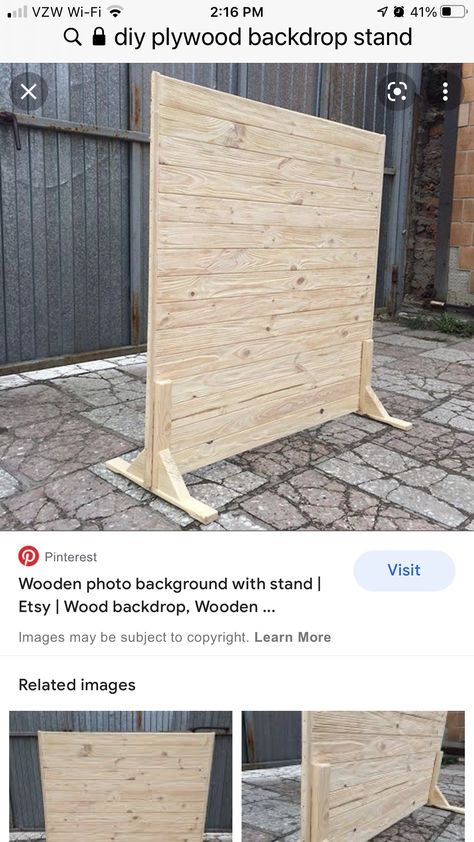 Wood Backdrop Wedding, Diy Backdrop Stand, Pallet Backdrop, Church Lobby, Wooden Backdrops, Diy Room Divider, Photos Booth, Wood Backdrop, Diy Wooden Projects