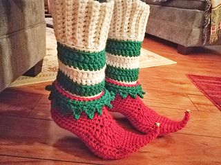 I didn’t have any super bulky yarn on hand so I held two strands of the yarn together and met gauge with a K hook.  So far, so good! The pattern is well written and easy to follow.  These were per... Ugly Christmas Sweater Pattern, Elf Slippers, Knitted Slippers Pattern, Elf Shoes, Christmas Slippers, Diy Slippers, Crochet Christmas Stocking, Crochet Sweater Pattern Free, Christmas Knitting Patterns