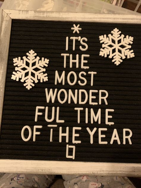 Felt Message Board Quotes, December Letter Board Quotes, Letter Board Christmas Ideas, November Letter Board Ideas, November Letter Board Quotes, Christmas Letterboard Ideas, Winter Letterboard Quotes, Funny Christmas Letter Board, Thanksgiving Letter Board