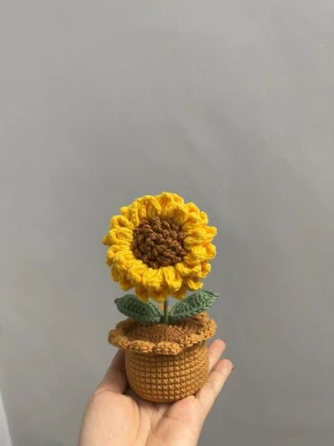 Crochet Fairy, Crochet Bouquet, Crochet Plant, Crochet Business, Crochet Design Pattern, Crochet Sunflower, Crochet Amigurumi Free, Crochet Decoration, Handmade Decor