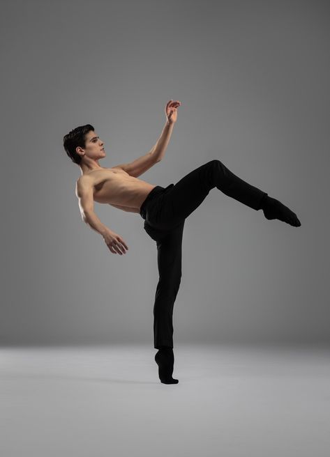 Male Dance Poses, Male Dancer Photography, Mens Ballroom, Male Dancers, Dance Picture Poses, Dance Photo Shoot, Ballet Technique, Dancer Poses, Dance Photography Poses