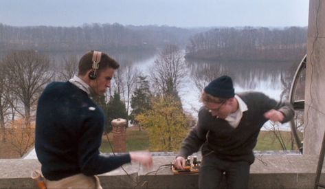 Dead Poets Society Aesthetic, Society 1989, Peter Weir, Oh Captain My Captain, Chaotic Academia, Captain My Captain, Septième Art, I Love Cinema, Movie Shots