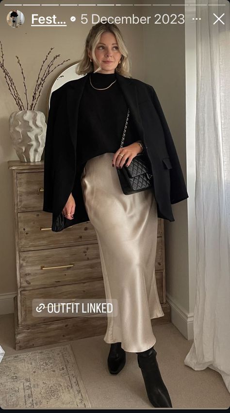 Silk Skirt Oversized Sweater, Satin Skirt Knee High Boots, Satin Skirt Thanksgiving Outfit, Christmas Outfit Ideas For Women Elegant, Christmas Party Outfits Satin Skirt, Champagne Maxi Skirt Outfit, Date Night Outfit Ideas Fall, Beige Skirt Winter Outfit, Silk Skirt Outfits Winter