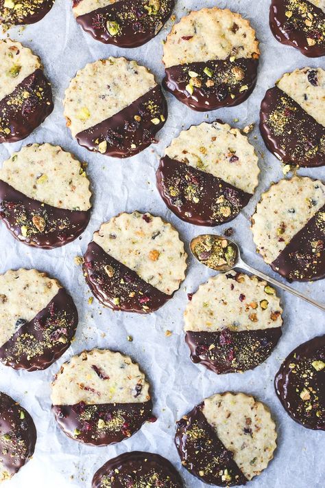 Pistachio Cherry Chocolate-Dipped Cookies Baileys Glaze, Chocolate Cherry Cookies, Chocolate Baileys, Chocolate Dipped Cookies, Pistachio Cookies, Dipped Cookies, Shortbread Recipes, Glaze Recipe, Chocolate Cherry