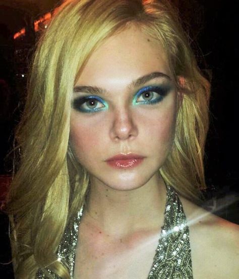 The Neon Demon Demon Makeup, Neon Demon, The Neon Demon, Dakota And Elle Fanning, Movie Makeup, Elle Fanning, Aesthetic Makeup, Maquillaje De Ojos, Makeup Inspiration