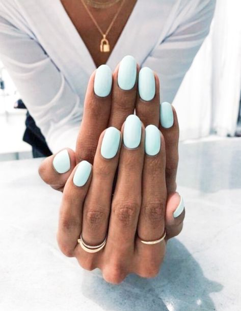 Light Colored Nails, Oval Nails Designs, Mint Nails, Unghie Sfumate, Lavender Nails, Light Nails, Nail Colours, Skin Nails, Nagel Inspo