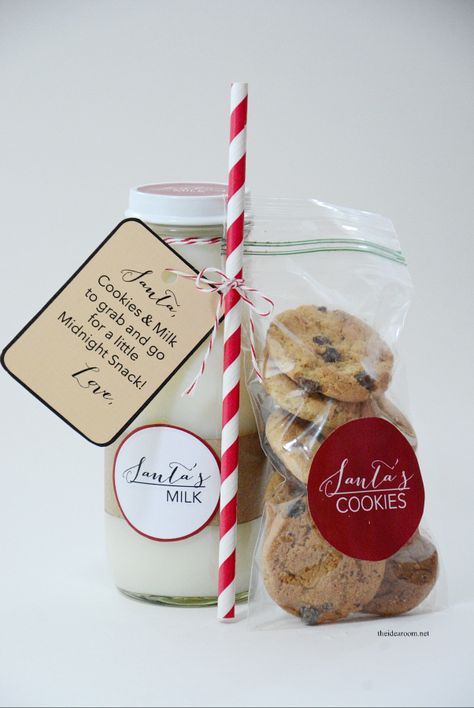 Sharing some FREE Christmas Printables for Santa's Cookies and Milk.  Great for Santa who is in a hurry on Christmas Eve, to save for a midnight snack!  The Idea Room Box For Cookies, Cookies And Milk For Santa, Milk For Santa, Milk Packaging, Cookies And Milk, Idea Room, Winter Treats, Santa And His Reindeer, Buy Cookies