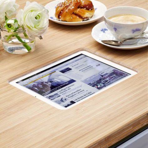 What do you think about this built in iPad table? Would be a cute coffee shop idea, right? Thanks @thisismkg!! Student Info, Tech Home, Chic Kitchen, Shop Ideas, Coffee Shops, Kitchen Stuff, Dream Kitchen, My Dream Home, Furniture Ideas