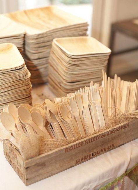 Barbecue Wedding, Rustic Dessert Table, Wooden Silverware, Deco Champetre, Disposable Cutlery, I Do Bbq, Christmas Trivia, Green Tips, Eco Friendly Wedding