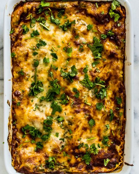 Green Chili Lasagna Recipe, Green Chili Lasagna, Chili Lasagna Recipe, Green Chili Chicken Lasagna, Chili Lasagna, Short Rib Chili, Hatch Green Chili, Chili Pasta, Braised Pork Shoulder