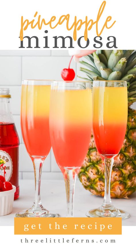 Elevate your brunch with the ultimate Pineapple Mimosa recipe—a refreshing and bubbly cocktail that combines the tropical sweetness of pineapple with the classic elegance of Prosecco. Pineapple Mimosa Recipe, Pineapple Mimosa, Classic Mimosa, Prosecco Drinks, Mimosa Recipe, Cocktail Drinks Alcoholic, Happy Drink, Brunch Drinks, Yummy Alcoholic Drinks