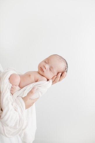 God Pray, Born Photography, Foto Kids, Foto Newborn, Natural Newborn, Newborn Photography Poses, Newborn Baby Photoshoot, Pregnancy Photography, Newborn Baby Photos