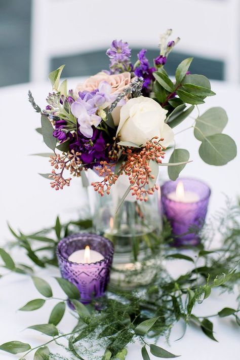 Wedding Centerpieces Lavender Color, Lilac Flower Centerpieces Wedding, Purple And Sage Wedding Centerpieces, Sage Green And Purple Wedding Centerpieces, Simple Purple Wedding Decor, Lilac And Sage Table Setting, Gold And Purple Centerpieces, Purple And Green Wedding Theme Ideas, Purple And Green Wedding Centerpieces