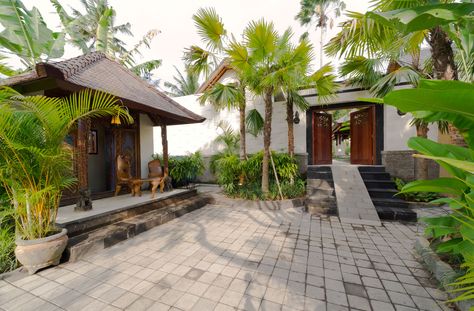 Most Extraordinary Homes, Private Villa Bali, Tropical Villa, Bali Luxury, Extraordinary Homes, Bali Garden, Balinese Garden, Villa Vacation, Villa Bali