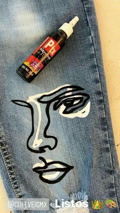 Shoes Sneakers Outfits, Custom Jeans Diy, Diy Pants, Jaket Denim, Painted Clothes Diy, Haine Diy, Denim Art, T Shirt Painting, Diy Vetement