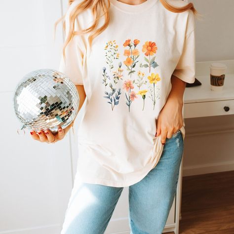 Pressed Wildflowers, Pastel Botanical, Floral Tshirt, Wildflower Shirt, Christmas Gifts For Nurses, Cottagecore Shirt, Comfort Colors Tshirt, Botanical Shirt, Gardening Shirts