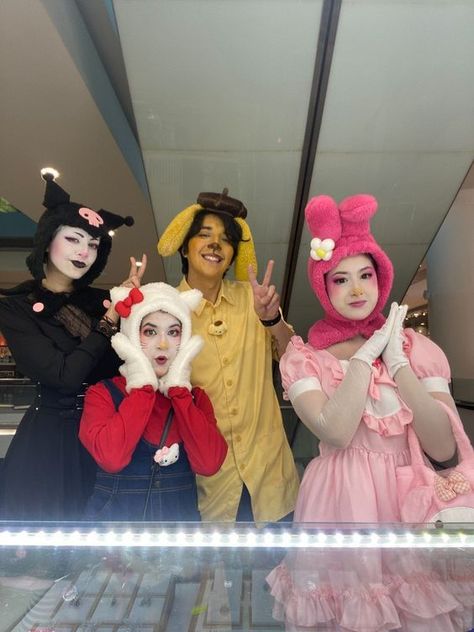 3 Person Cosplay Ideas, Cosplays For Trios, Hello Kitty And Friends Cosplay, Sanrio Characters Halloween Costume, Sanrio Group Costume, Sanrio Cosplay Group, 4 Costume Ideas Group Of, Hello Kitty And Friends Costume, 4 Matching Halloween Costumes