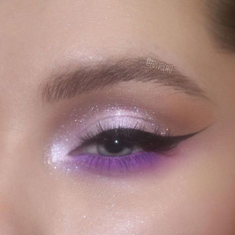 Mila Bulatova on Instagram: “💜Welcome to wonderland💜  @sugarpill fun size palette, capsule collection pink edition  @jeffreestarcosmetics diamond wet…” Purple Makeup Looks, Welcome To Wonderland, To Wonderland, Swag Makeup, Make Up Videos, Purple Makeup, Smink Inspiration, Makijaż Smokey Eye, Eye Makeup Designs