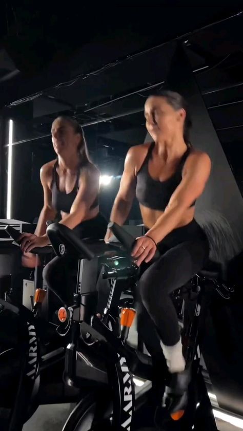 🇺🇲USA ROCKSTARS🏆Notice the athletic speed and intensity⚛️Indoor Cycling Channel is honored to share the performance and skills of Danielle Carafos @danielle.carafos AND Marie Fortsch @mariefortsch Two USA celebrity instructorsThey teach at the badass spin community known as Aarmy @aarmyAnd check us out on YouTube Youtube.com/indoorcycling ❤️HASHTAG SECTIONindoorcyclinggroup spinninginstructorbarrys indoorcyclingtrainingrushcycle soulcycleathome, Cycling Studio, Spin Instructor, Spin Studio, Bike Aesthetic, Cycling Club, Specialized Bikes, Ufc Fighters, Spin Bikes, Fitness Photoshoot