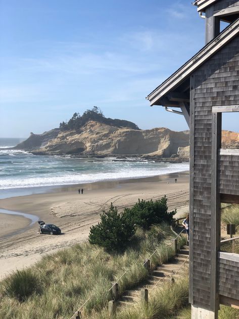 Oregon Coastal Homes, Manzanita Oregon Coast, Oregon Coast Beach House, Oregon Coast House, Organ Coast, Oregon Coast Aesthetic, West Coast Homes, Oregon Beach House, House On The Coast