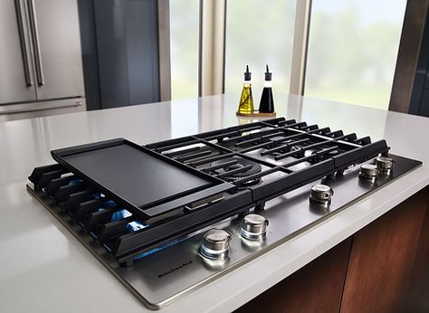 Cooktop With Griddle, Charred Vegetables, Barbeque Party, Barbeque Grill, Outdoor Refrigerator, Gas Cooktop, Built In Ovens, Cooktops, Grilled Cheese Sandwich