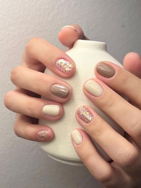 40 Winter Nail Ideas You'll Want to Copy in 2023 Nail Ideas For 2023, Winter Nail Ideas, Bridal Nail Art, February Nails, Subtle Nails, Trendy Nail Art Designs, Gelish Nails, Blush Nails, Trendy Nail