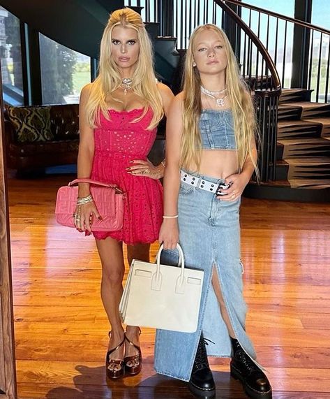 “11 Is Still A CHILD”, People Slam Jessica Simpson For How She Lets Her Daughter Dress Up Jessica Simpson Outfits, Jessica Simpson Style, Jessica Simpson Collection, Revealing Outfits, Teen Daughters, Denim Crop Top, Style 2023, Wear Crop Top, 1 Tattoo