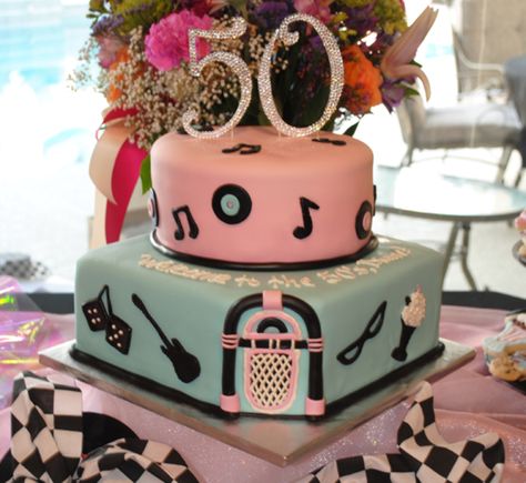 50s Sock Hop Theme 50th Birthday Cake 1950 Cake Ideas, Grease Cake, 50s Cake, Birthday Cake Photos, 50s Sock Hop, 50s Theme Parties, Sock Hop Party, 50s Party, Moms 50th Birthday