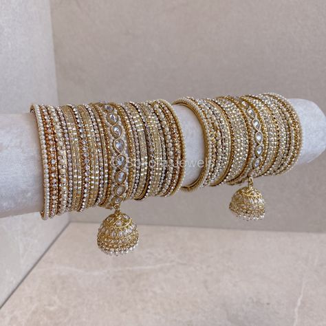 Aafiya Bridal Bangle Set - Clear/White – SOKORA JEWELS White Bangles Set, Bridal Bangle Set, White Bangles, Antique Gold Bangles, Bridal Survival Kit, Gold Shades, Bangle Box, Bridal Choker, Kundan Set