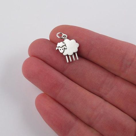 Sheep Necklace, Silver Box, First Tattoo, Box Chain, Necklace Pendant, Sheep, Beautiful Jewelry, Necklace Etsy, Heart Ring