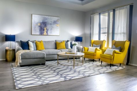 Japan Living Room, Blue And Yellow Living Room, Yellow Chairs, Living Room Upgrades, Living Room Redesign, Green Bedroom Decor, Yellow Sofa, Navy Accents, Birds Design