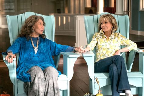 Frankie Clothing, Sam Waterston, Wardrobe Images, Grace And Frankie, Best Shows On Netflix, Lily Tomlin, Brooklyn Decker, Dominic Cooper, Charlie Cox