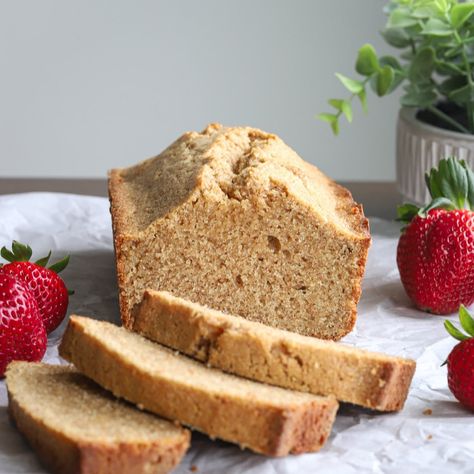 Whether you are serving this Moist Spelt Flour Vanilla Cake Loaf Recipe with morning coffee, cup of tea, or on its own, you won't be disappointed. Vanilla Cake Loaf, Spelt Cake, Bread Drawer, Spelt Recipes, Cake Loaf, Peach Ice Cream, Whole Grain Flour, Butter Recipes, Spelt Flour