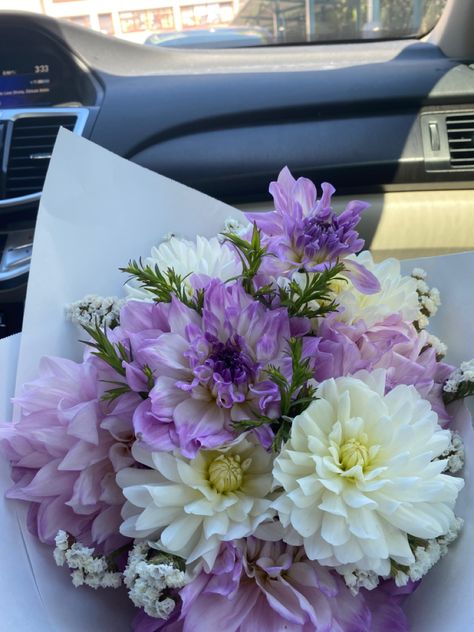 Mom Flowers, Pike Place Market Seattle, Flower Boquet, Boquette Flowers, Flower Gift Ideas, Pike Place Market, Nothing But Flowers, Pike Place, Flower Therapy