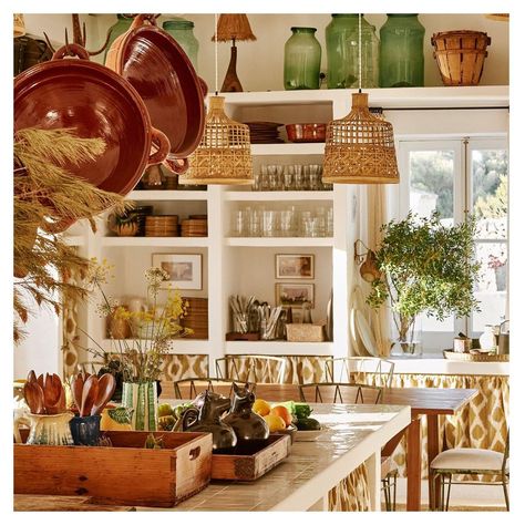 Daniel Schäfer on Instagram: “Santa Magdalena by Luis Laplace as being published in AD Germany / Spain / Italy and France. Thank you @luislaplace @comoylaplace…” Luis Laplace, Hacienda Kitchen, Spanish Kitchen, Cabana Magazine, Casa Cook, Hacienda Style, Menorca, Shop Interiors, Chandigarh