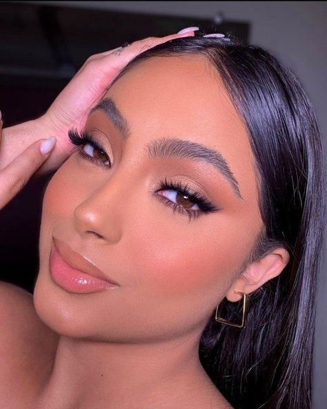 Prom Makeup For Brown Eyes, Neutral Makeup Look, Natural Prom Makeup, Natural Glam Makeup, Prom Eye Makeup, Prom Makeup Looks, Formal Makeup, Brown Skin Makeup, Soft Glam Makeup