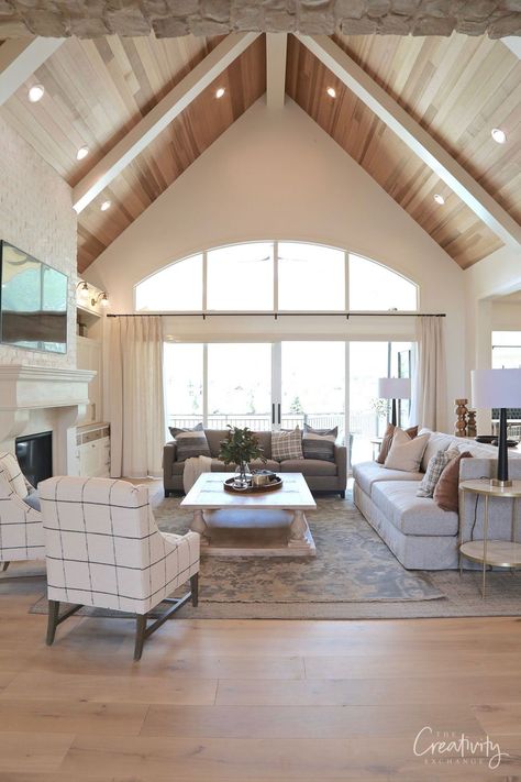 Wood Plank Living Room Cathedral ceiling Living Room Cathedral Ceiling, Cathedral Ceiling Living Room, Vaulted Ceiling Ideas, Beams Living Room, Vaulted Ceiling Living Room, Tongue And Groove Ceiling, Interior Minimalista, Living Room Ceiling, Parade Of Homes