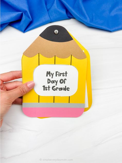 Crafts For The First Day Of School, First Day Crafts 1st Grades, First Day Of School Crafts 1st Grades, First Grade Crafts Back To School, Backpack Template Free Printable, First Day Of School Crafts For Preschool, First Day Of School Crafts, First Day Of Elementary School, Crafts For The Classroom