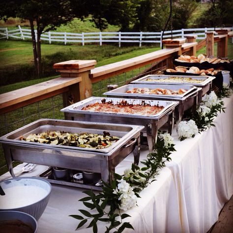 Food Table Wedding Buffet, Buffet Dinner Wedding, Outdoor Wedding Buffet Table Setup, Buffet Food Display Presentation, Asian Food Wedding Buffet, Wedding Buffet Style, Buffet Table Decor Wedding, Buffet Style Wedding Reception Food Stations, Mexican Buffet Wedding