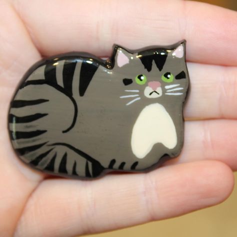 Custom cat magnets/pins!! I’d love to make one of your kitty cat 🥹😻Link in bio to order 🤗 #etsy #smallbusinessowner #custom #cat #catsofinstagram #magnet #pin #polymerclay #painting Cat Magnet, Cat Magnets, Custom Cat, Kitty Cat, Cats Of Instagram, Link In Bio, Polymer Clay, Magnets, Kitty