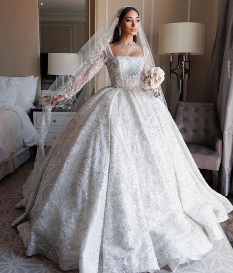 Balkan Wedding Dress, Fitted Wedding Dress With Overskirt, Princess Ballgown Wedding Dresses, Wedding Dresses Puffy, Arabic Wedding Dress, Arab Wedding Dress, Ball Gown Long Sleeve, Turkish Wedding Dress, Bridal Gowns Plus Size