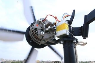 DIY Wind Turbine Using Car Alternator : 9 Steps (with Pictures) - Instructables Wind Turbine Diy, Wind Power Diy, Homemade Wind Turbine, Windmill Generator, Diy Wind Turbine, Vertical Wind Turbine, Motor Generator, Air Machine, Wind Turbine Generator