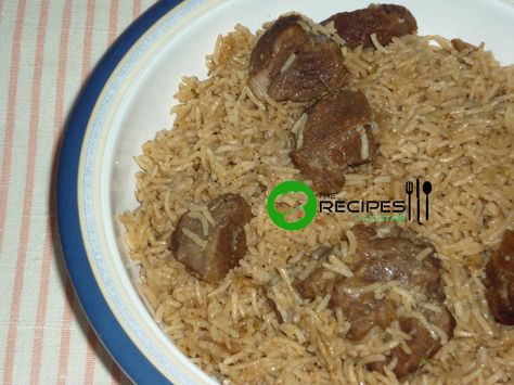 Yakhni Wala Pulao is one of delicate dish that I love to eat any time :D no matter this is made of chicken or mutton. Especially I liked the taste of my mother’s hand, she makes it so delicious. I am sharing here my mother’s Mutton Pulao recipe, try it you will love the taste. This recipe is with mutton but you can skip it with chicken too. When you will cook it with chicken then meat tenderizing time will reduce. Pakistani Rice, Mutton Pulao, Lamb Biryani, Biryani Recipes, Desi Recipes, Rice Meat, Pakistani Dishes, Biryani Rice, Pakistani Recipes