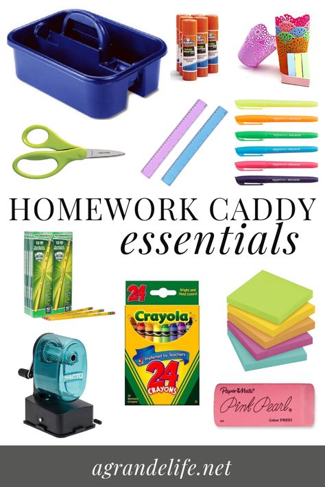 If you’re looking to add a little organization in your school and homework days, put together a little homework caddy. It’s a great way to get your kids ready for school and keep them organized all school year long. Homework Corner, School Organization College, Kids School Organization, Homework Caddy, Kids Desk Organization, Organization College, Homework Area, Homeschool Room Organization, Kindergarten Homework