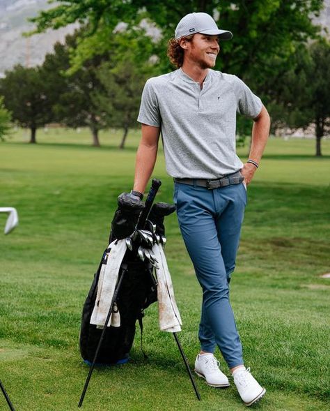 Golf Style Men, Stylish Men Summer, Golf Fashion Men, Mens Golf Fashion, Estilo Hipster, Summer Golf, Golf Style, Golf Attire, Golf Wear